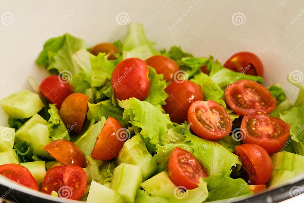 Cucumber Salad with Grape Tomatoes