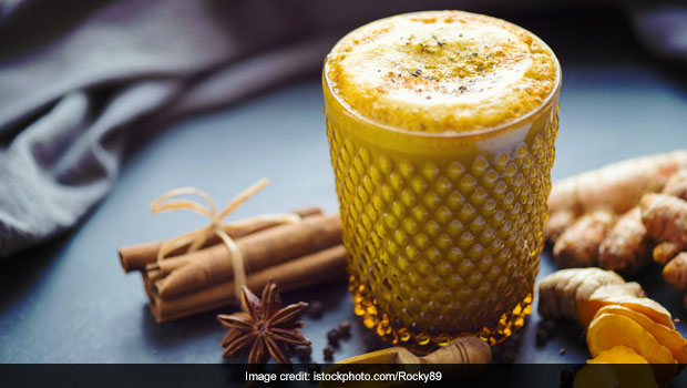 Haldi Milk (Turmeric Latte)