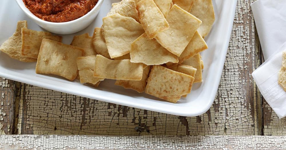 Smoky Roasted Pepper and Walnut Dip