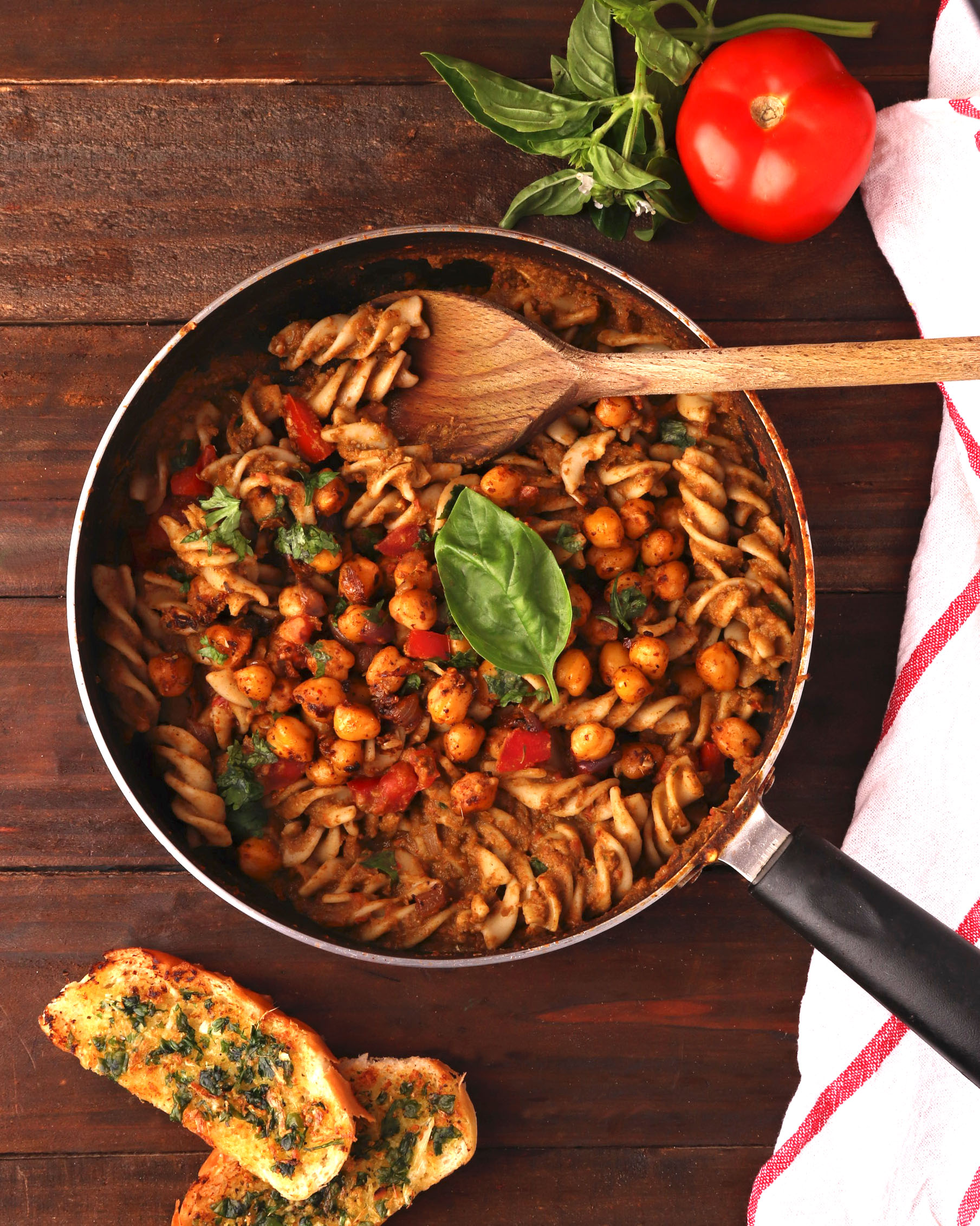 Tomato Pesto Pasta with Green Beans, Chickpeas, and Bell Peppers