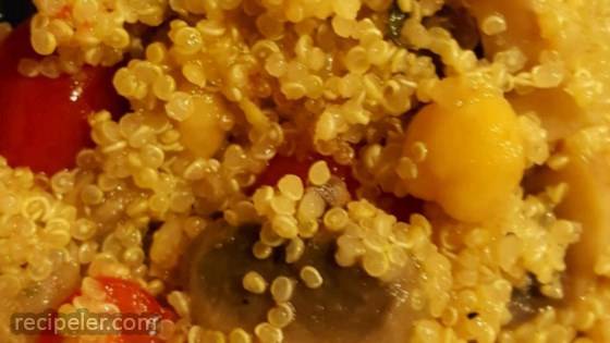 Turmeric Quinoa with Broccoli, Chickpeas, and Tomatoes